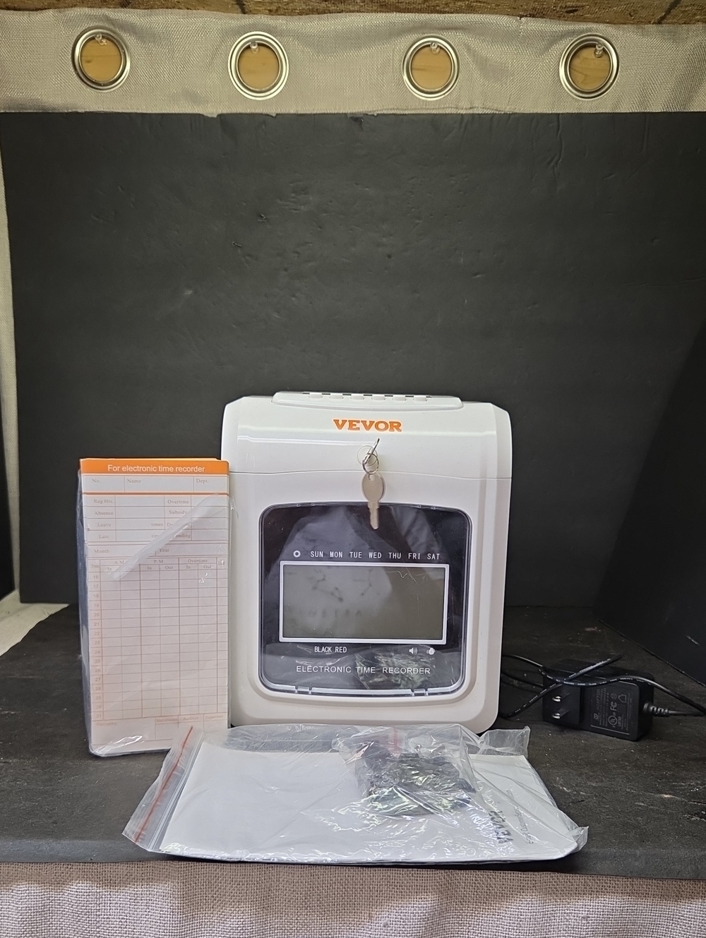 Vevor LV-25B electronic time recorder with 12V DC input and 2A rated current